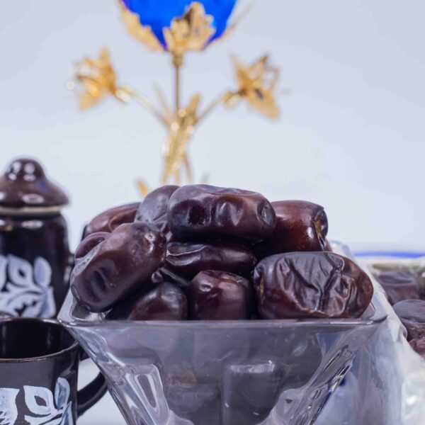 Muzafati Dates – Premium Quality from Iran (Box) - Image 2