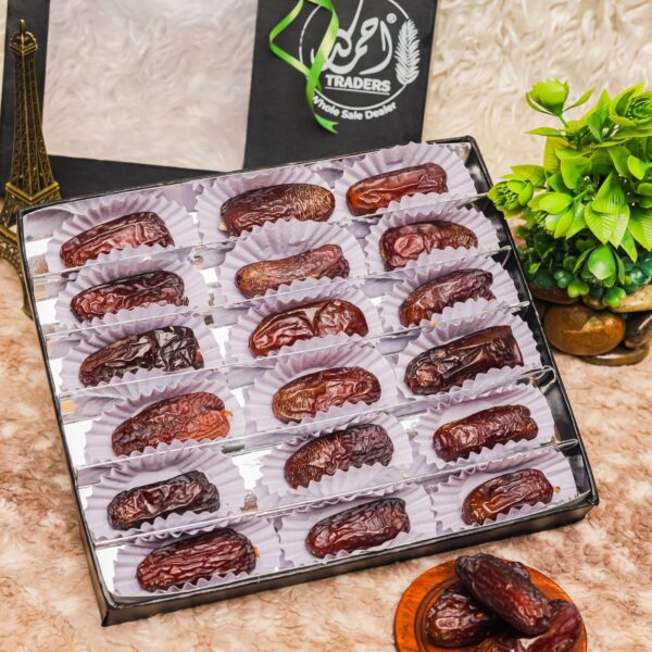 Amber Al-Dhahabi - Image 3
